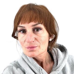 NWT New Dee Thens Natural Light brown Wig bangs Halloween costume fun